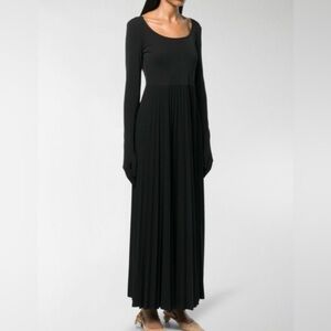 NWT A.W.A.K.E. Scoop-Neck Pleated Long Dress with Gloves Black Size 38